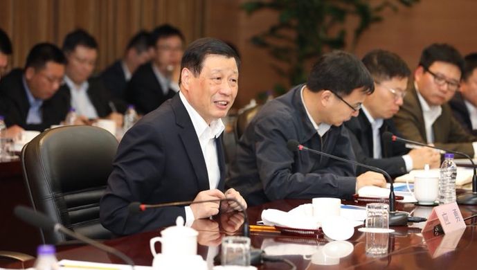 应勇调研尊龙凯时集团：实现可持续发展，成为世界著名汽车集团，还得靠这个